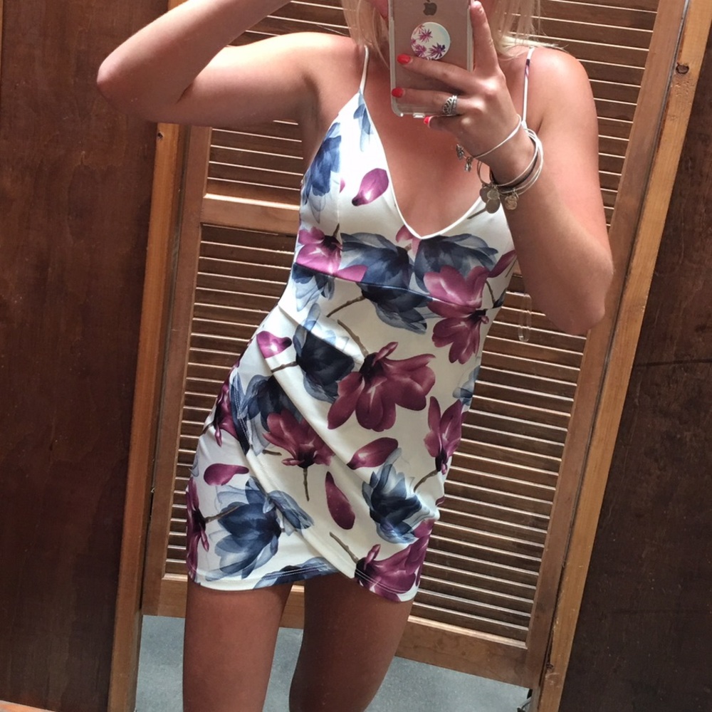 Worn once cute flower dress! IN PERFECT CONDITION